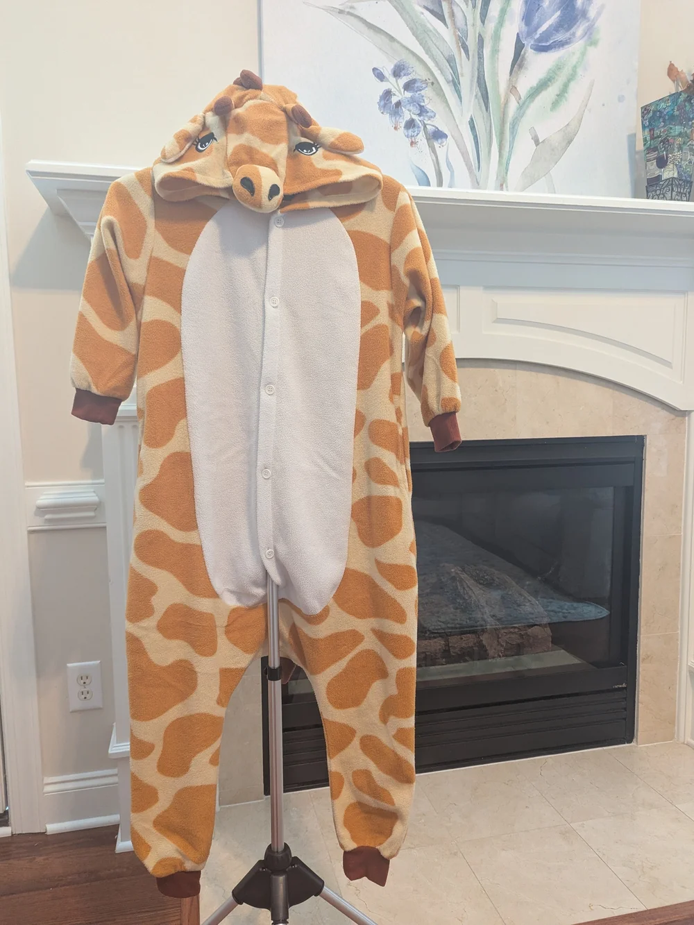 Kids Giraffe One-Piece Fleece Pajamas - Tan & Cream Size 8-10 Years.